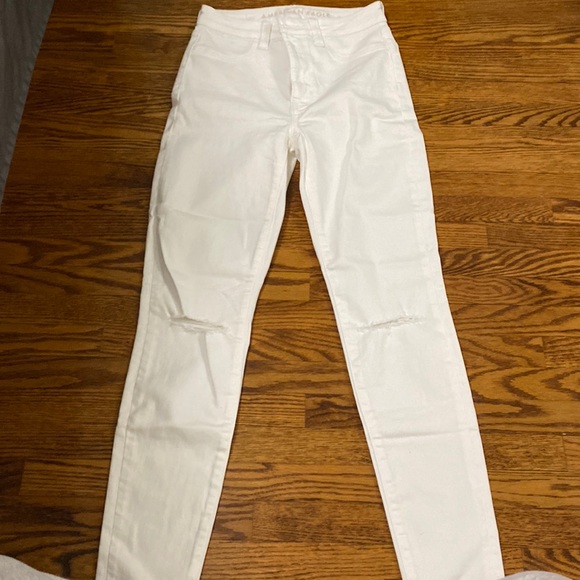 American Eagle- Super High Rise Stretch Jegging (slits on knees) - Picture 2 of 3